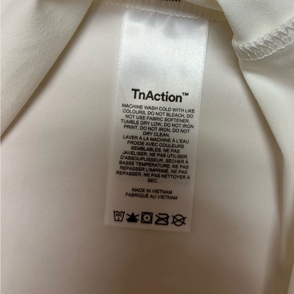 TnAction White Dress | XL - Picture 6 of 6